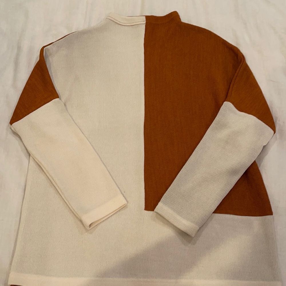 Women’s Sweater